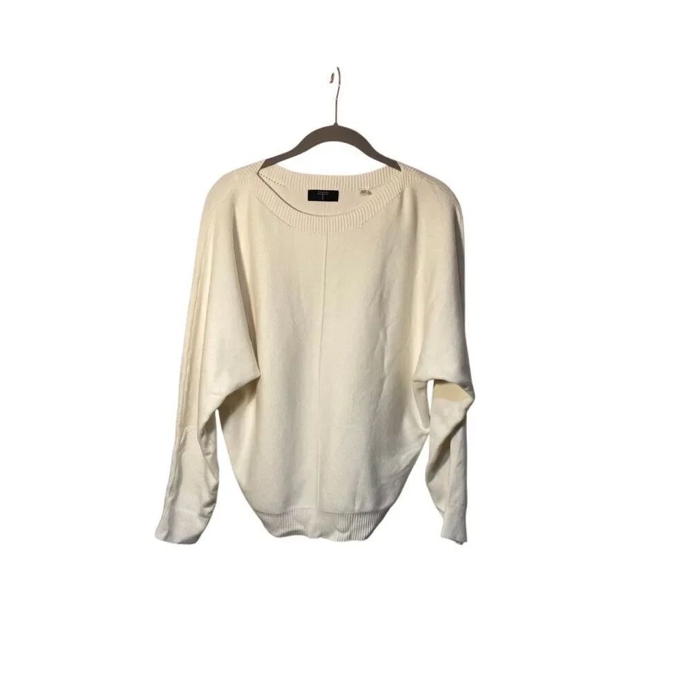 Tahari women’s white long sleeve pullover sweater viscose blend S/XS ￼